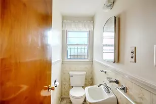 190 Rice St, Pawtucket, RI 02861 - Photo 16