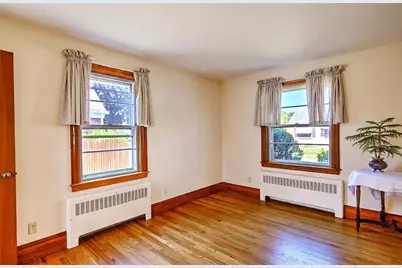 190 Rice Avenue, Pawtucket, RI 02861 - Photo 24