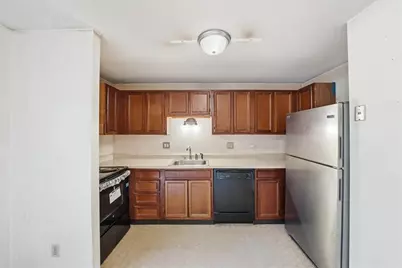 275 Grotto Avenue #16, Pawtucket, RI 02860 - Photo 12