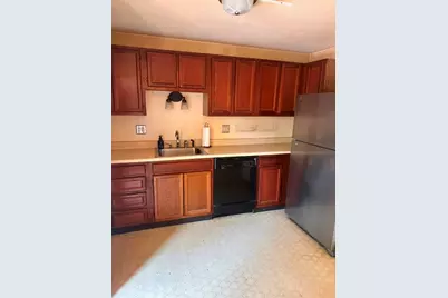 275 Grotto Avenue #16, Pawtucket, RI 02860 - Photo 2