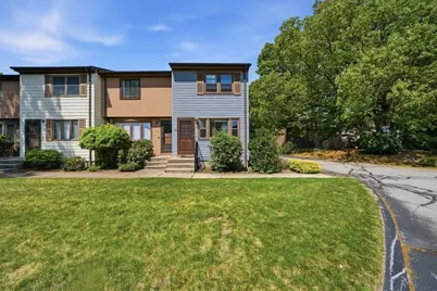 275 Grotto Avenue #16, Pawtucket, RI 02860 - Photo 2