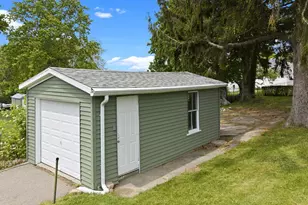 200 Judson St, Tiverton, RI 02878 - Photo 4