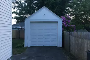 110 Westcott Ave, Cranston, RI 02910 - Photo 14