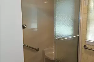 105 Longview Dr, Cranston, RI 02920 - Photo 18
