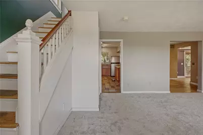 95 Bay View Avenue, Cranston, RI 02905 - Photo 6