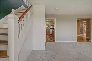 95 Bay View Ave, Cranston, RI 02905 - Photo 6