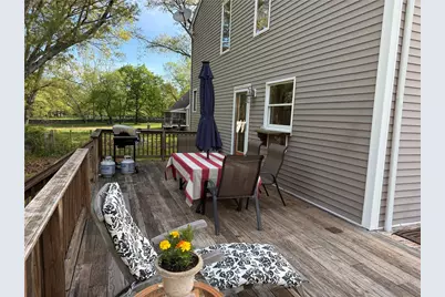 027 Sunset Hill Avenue, Portsmouth, RI 02872 - Photo 20