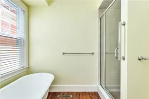 68 E Manning St, Providence, RI 02906 - Photo 26