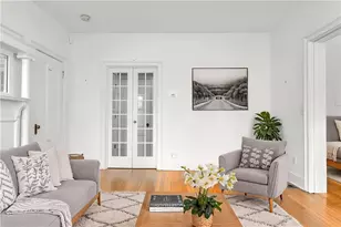 68 E Manning St, Providence, RI 02906 - Photo 14