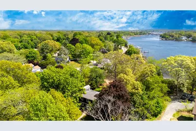 47 Meadowbrook Drive, Barrington, RI 02806 - Photo 10