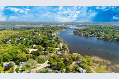 47 Meadowbrook Drive, Barrington, RI 02806 - Photo 36