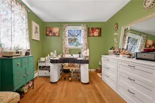 1 Pinehurst Rd, East Providence, RI 02915 - Photo 16