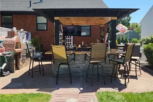 75 Chiswick Rd, Warwick, RI 02889 - Photo 22