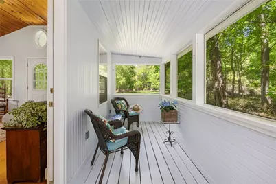 10 Summer Street, Jamestown, RI 02835 - Photo 16