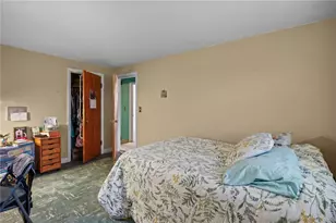 44 Capron Dr, Warwick, RI 02886 - Photo 20