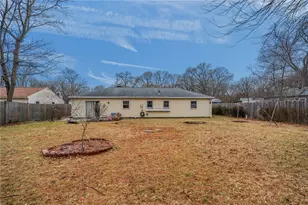 44 Capron Dr, Warwick, RI 02886 - Photo 26