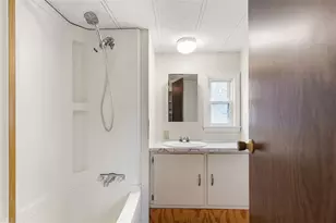 301 Bulgarmarsh Rd, Tiverton, RI 02878 - Photo 20
