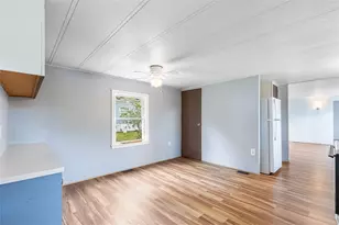 301 Bulgarmarsh Rd, Tiverton, RI 02878 - Photo 14