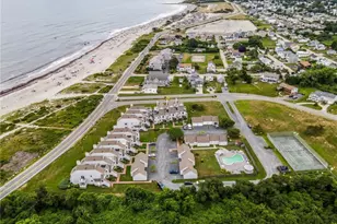 207 Bellevue Ct, Narragansett, RI 02882 - Photo 2