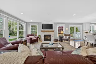 42 Windsor St, Jamestown, RI 02835 - Photo 8