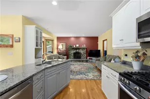 35 Great Rd, Barrington, RI 02806 - Photo 8
