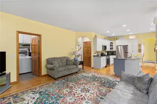 35 Great Rd, Barrington, RI 02806 - Photo 14