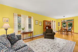 35 Great Rd, Barrington, RI 02806 - Photo 12