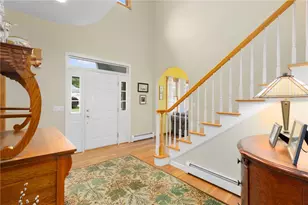 35 Great Rd, Barrington, RI 02806 - Photo 4