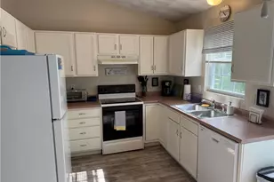 1676 Kingstown Rd, South Kingstown, RI 02879 - Photo 4