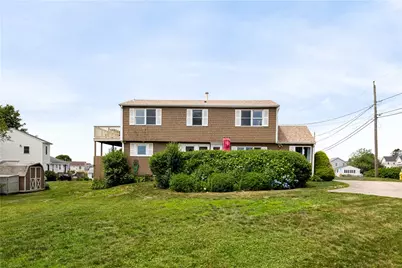 20 Saltaire Avenue, Narragansett, RI 02882 - Photo 2