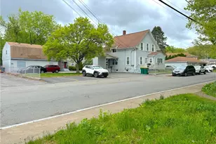628 Robinson St, Woonsocket, RI 02895 - Photo 1