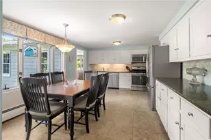 41 Kirby Ave, Warwick, RI 02889 - Photo 12
