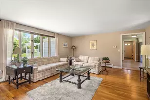 41 Kirby Ave, Warwick, RI 02889 - Photo 16