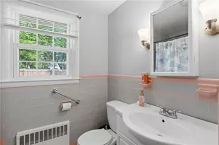 43 New Britain Dr, Warwick, RI 02889 - Photo 28