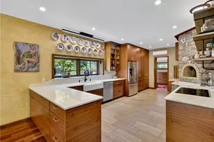 325 Post Rd, Westerly, RI 02891 - Photo 16
