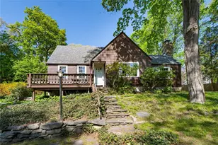 43 Cowesett Rd, Warwick, RI 02886 - Photo 2