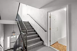 200 Roger Williams Ave, East Providence, RI 02916 - Photo 20