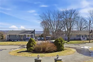 52 Viking Dr, Portsmouth, RI 02871 - Photo 6