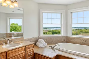 3333 Main Rd, Tiverton, RI 02878 - Photo 32