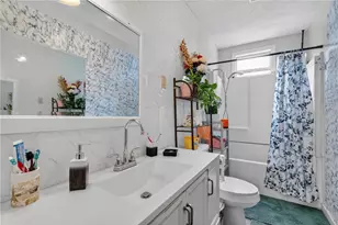 68 Whitmarsh St, Providence, RI 02907 - Photo 16