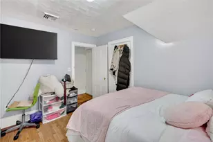 68 Whitmarsh St, Providence, RI 02907 - Photo 30