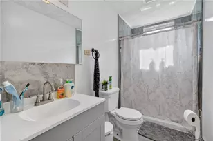68 Whitmarsh St, Providence, RI 02907 - Photo 14