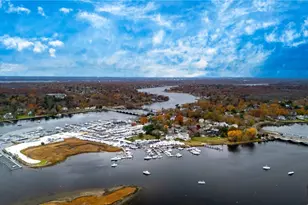 52 County Rd, Barrington, RI 02806 - Photo 32