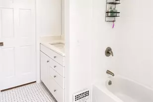 52 County Rd, Barrington, RI 02806 - Photo 22