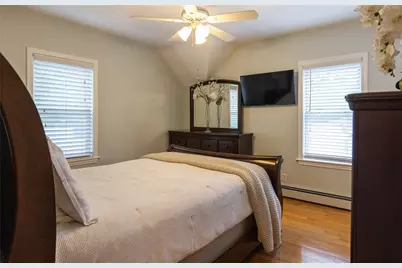 34 Shore Road, East Providence, RI 02915 - Photo 28