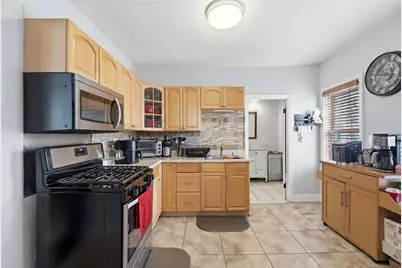 50 Primrose Street, Pawtucket, RI 02860 - Photo 2