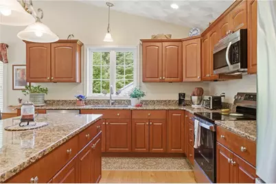 72 Country Meadow Lane, Glocester, RI 02814 - Photo 6