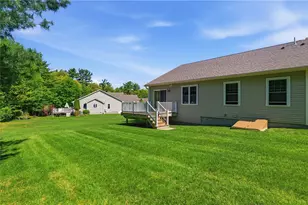 72 Country Meadow Ln, Glocester, RI 02814 - Photo 30