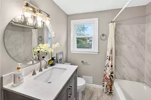 859 Church Ave, Warwick, RI 02889 - Photo 14