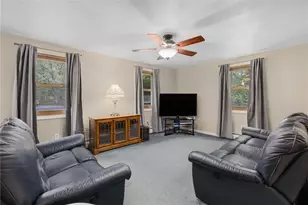 637 Read School House Rd, Coventry, RI 02816 - Photo 6